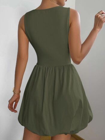 Summer Dresses for Women 2025 Casual Sleeveless Tank Mini Short Dress Crew Neck Bubble Sundress with Pockets